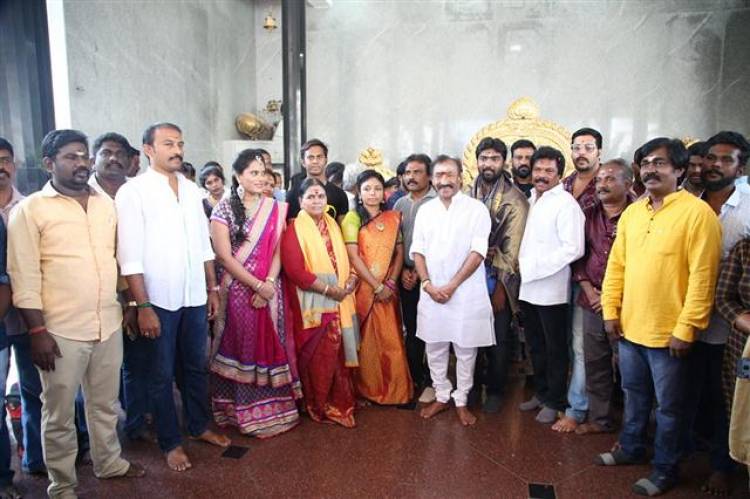 "மன்னார் அன்ட் கம்பெனி" - Movie Pooja Stills
