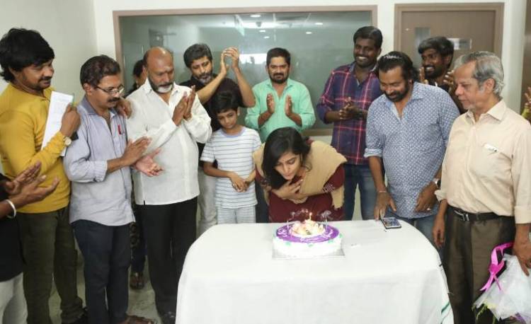 "தமிழரசன்" படப்பிடிப்பில் பிறந்தநாளை கொண்டாடிய ரம்யா நம்பீசன்