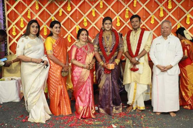 Abinaya Parthiban and Naresh Karthik Wedding Stills