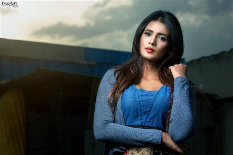 Dusky Look of Actress Meera Mitun