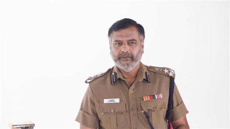"Vellai Pookal" Movie Stills With Cast and Crew Details