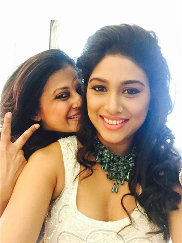 Actress Manisha Yadhav Stills