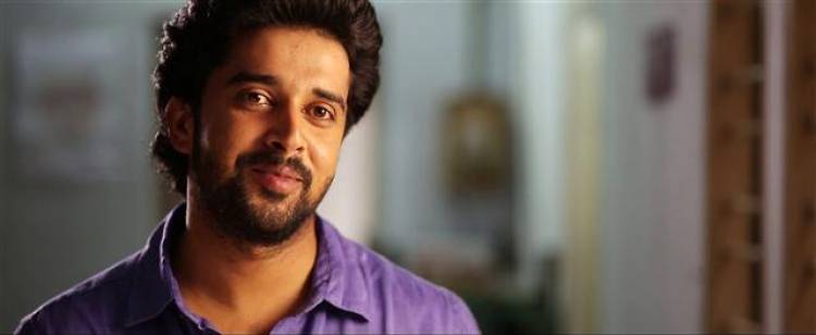 "Mayuran" - Tamil Movie Stills