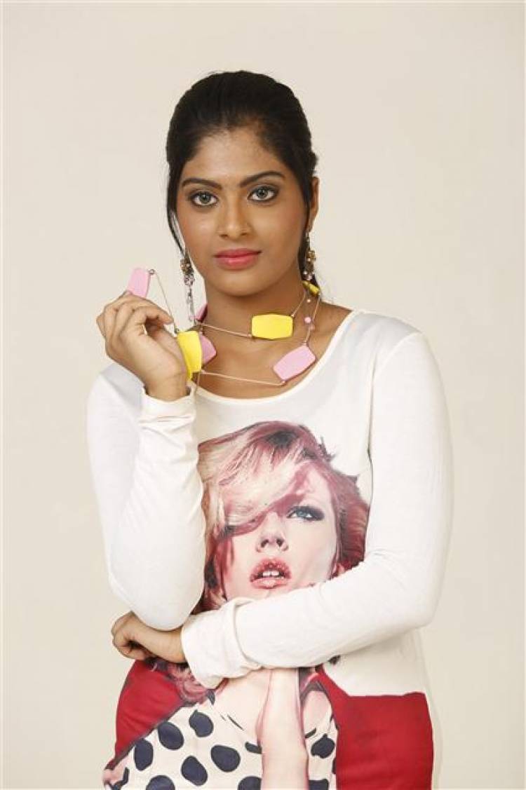 "EPCo 302" Tamil Movie Stills