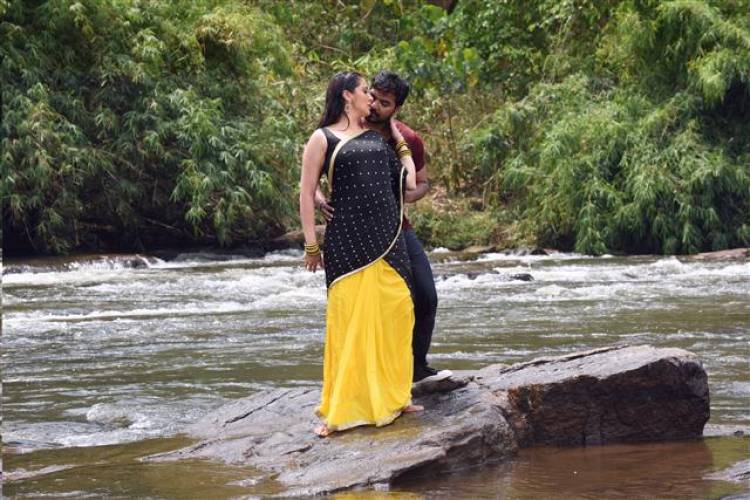 "NEEYA 2" Movie New Stills