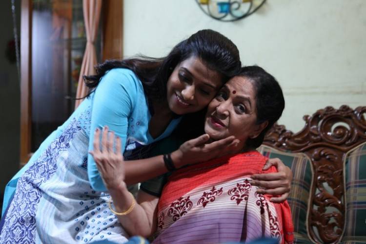 “அழகை வெளிப்படுத்துவதற்கு வயது ஒரு தடையேயில்லை” ; பேரழகி சச்சு கொடுக்கும் டிப்ஸ்..!