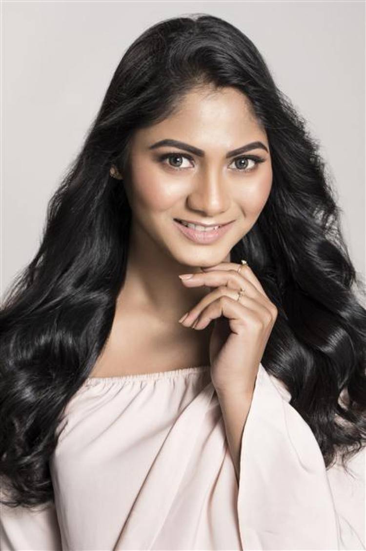 Actress Shruti Reddy New Stills