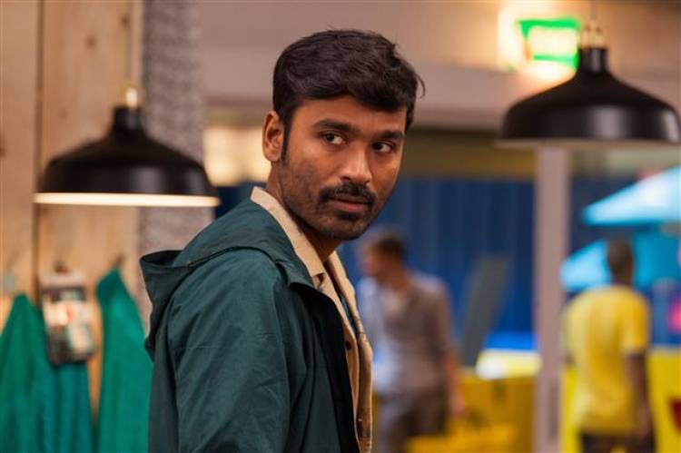 Pakkiri Tamil Movie - Dhanush Stills