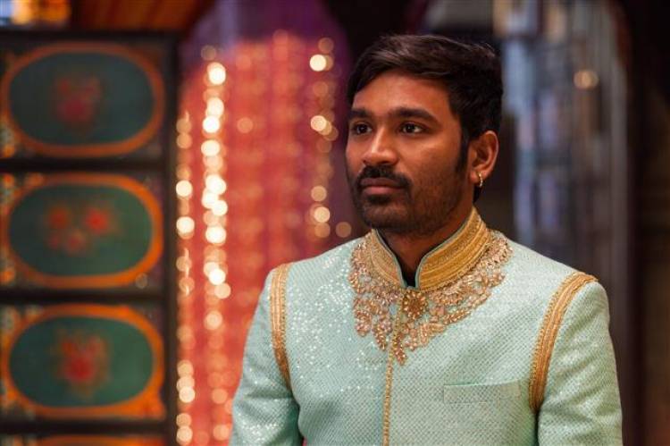 Pakkiri Tamil Movie - Dhanush Stills