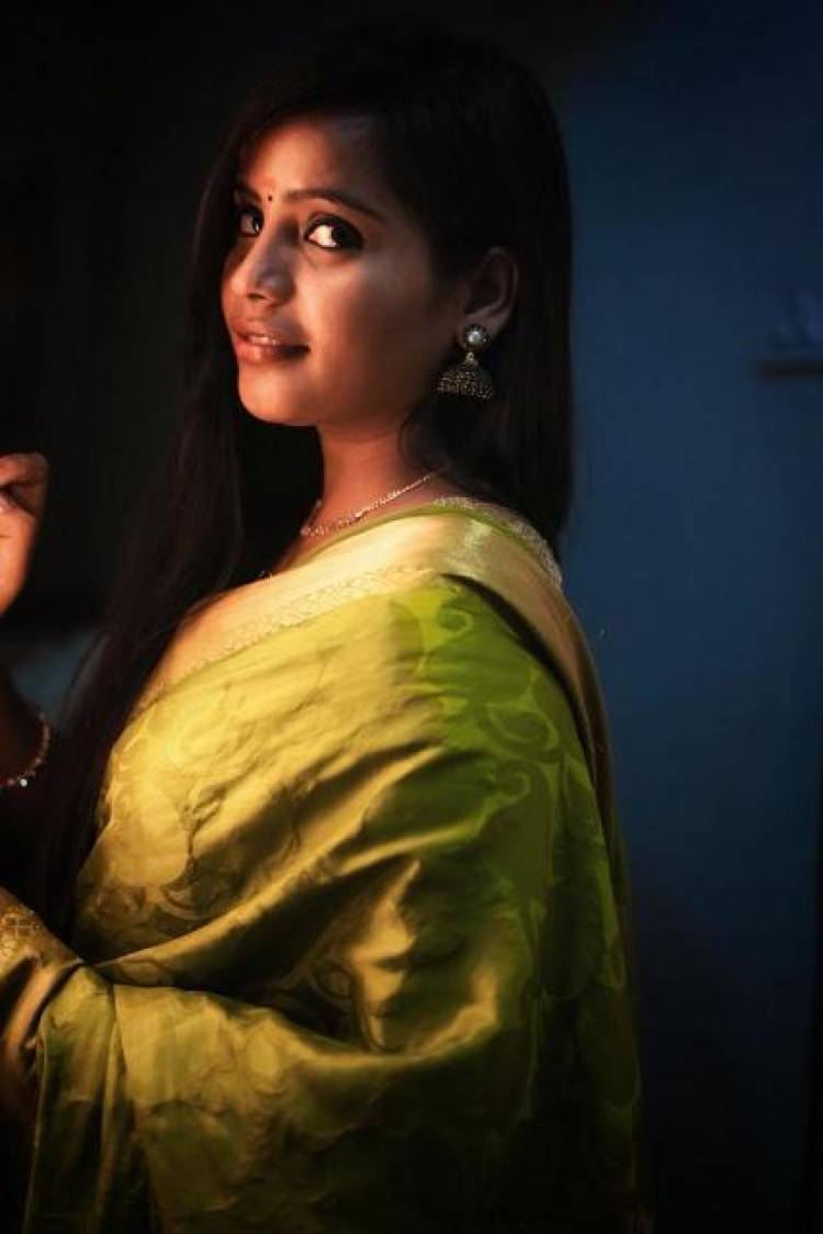 Actress Jesscia Powlen Stills