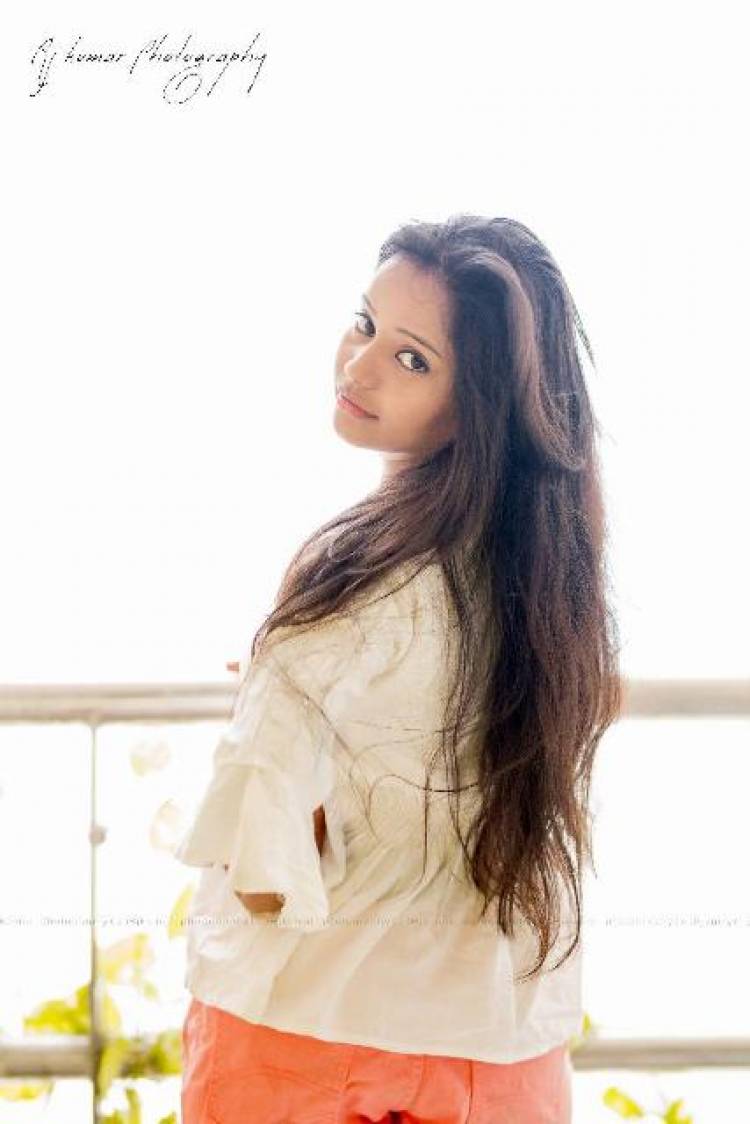 Actress Jesscia Powlen Stills