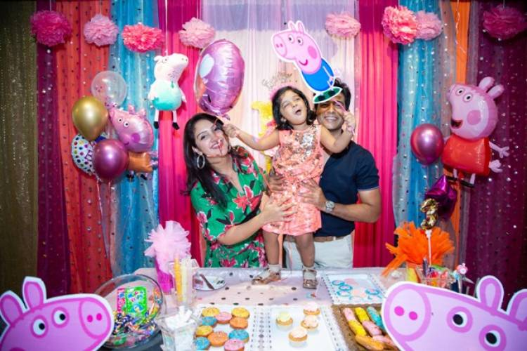 Actor Vijayakumar's Grand Daughter Birthday Celebration