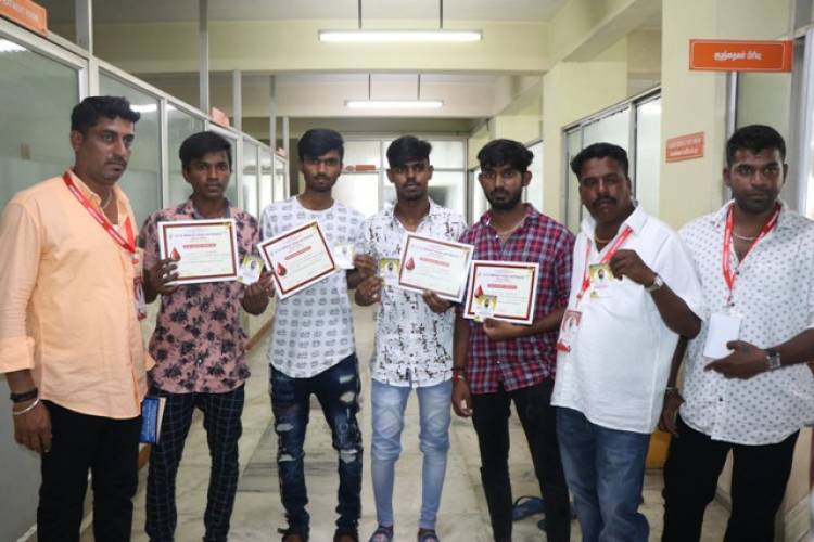 தனுஷ்  பிறந்தநாளை பிறந்தானை முன்னிட்டு மாபெரும் இரத்ததான முகாம்!