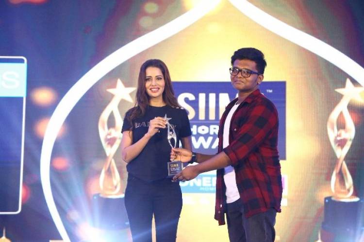 சைமா குறும்பட போட்டியில் விருது பெற்ற இளம் இசையமைப்பாளர் ஜாட்ரிக்ஸ்