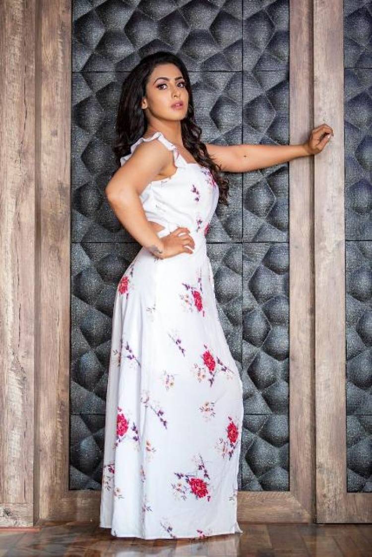 Actress Nandini Rai Latest Stills