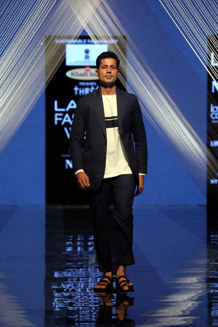 Day 2 LFW WF 19 | Red Carpet Celebrities Spotted