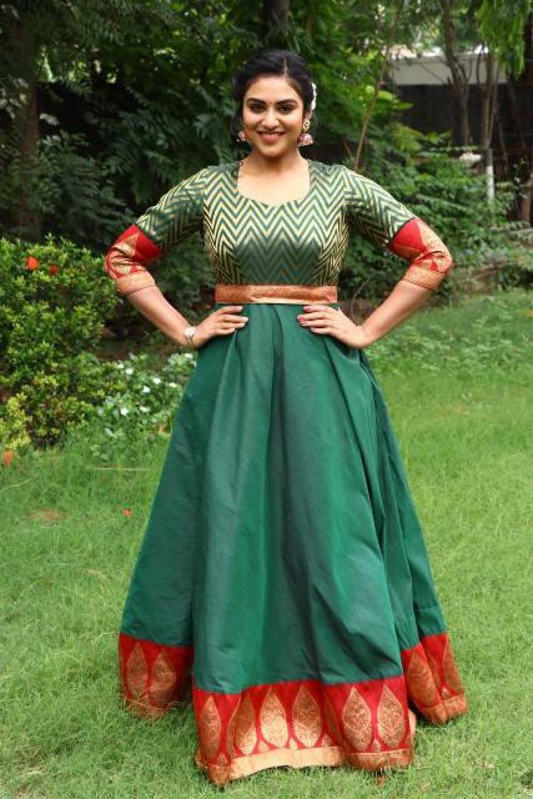 Actress Indhuja Latest Stills