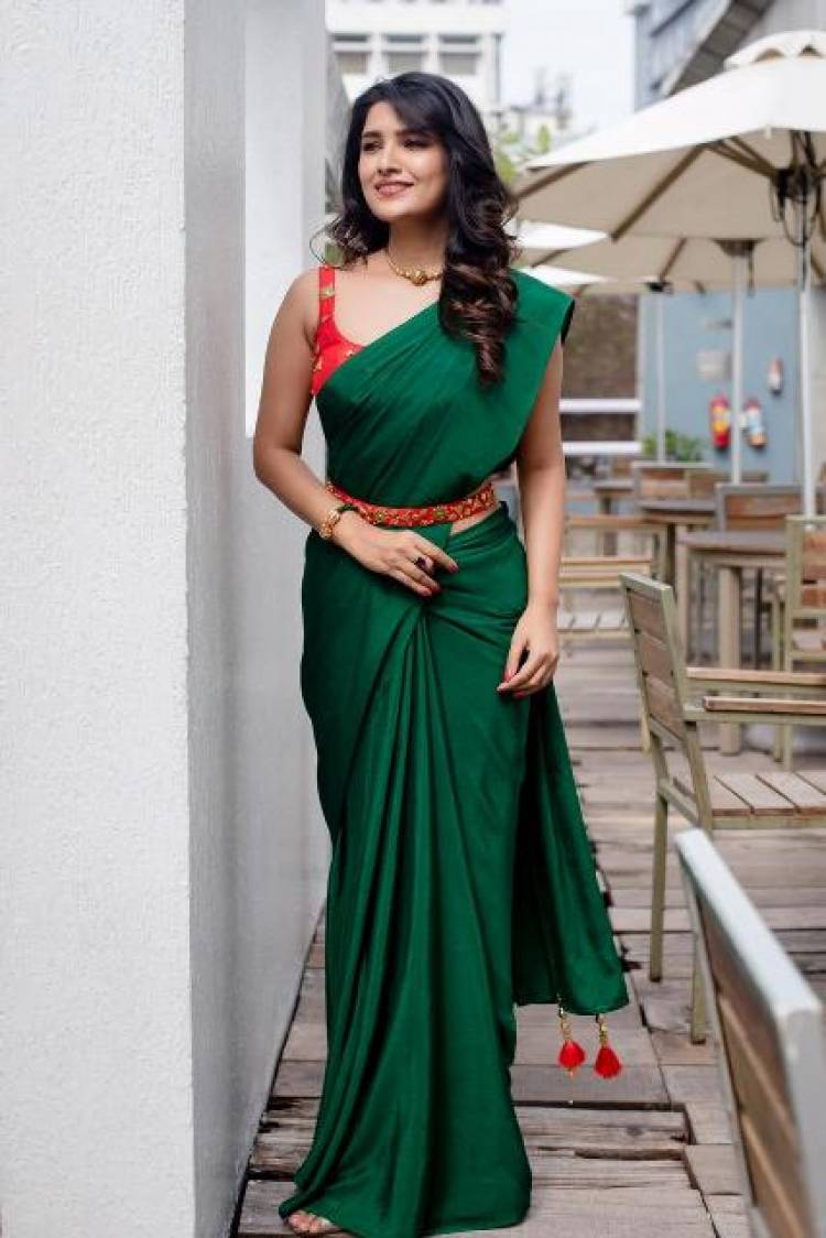 Actress VaniBhojan Latest Stills
