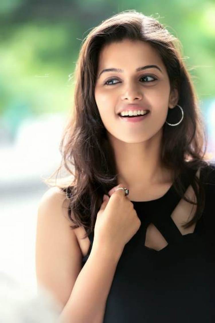 Actress Swathishta Latest Stills