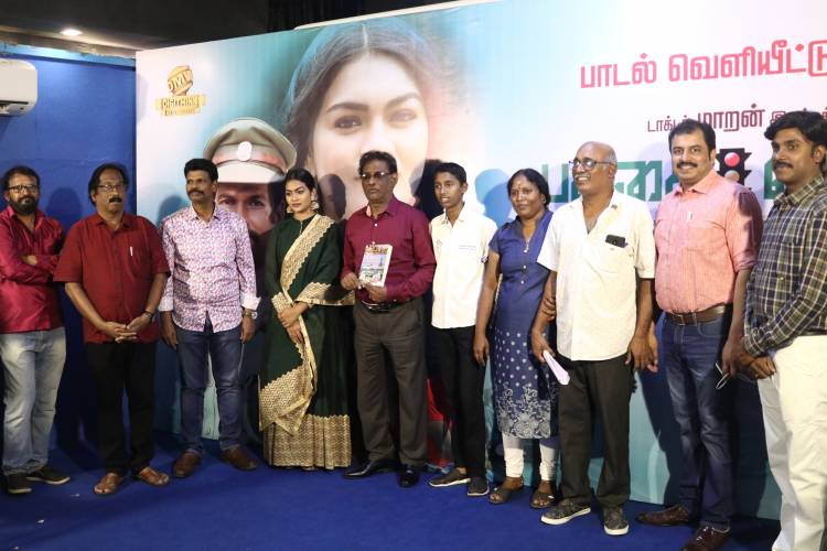  சாலை பாதுகாப்பை உணர்த்தவரும் " பச்சை விளக்கு "Audio Launch