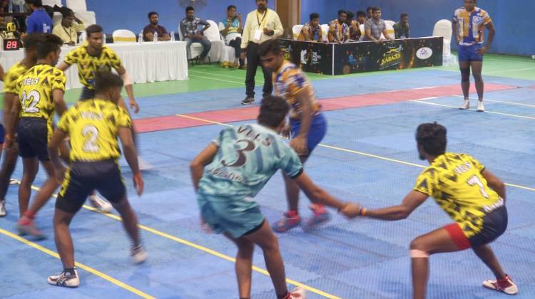 மூன் தொலைக்காட்சியின் பொங்கல் திருவிழா 