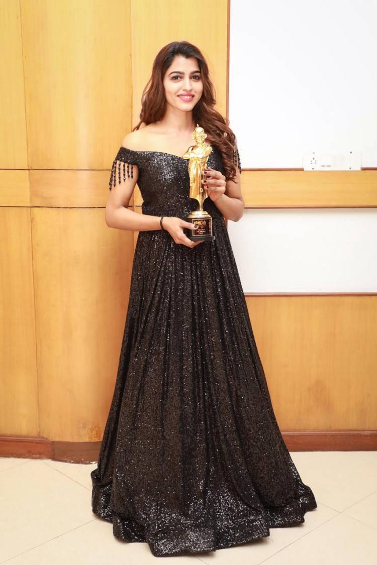 Phenomenal kollywood Queen,SaiDhanshika for bagging the VikatanAwards2020 as Best Female Actress in a Negative Role