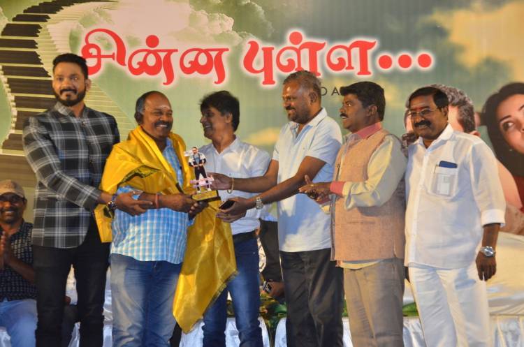 தமிழ் திரை உலகில் ஆக்ஷன் ஹீரோ இடம் காலியாக உள்ளது