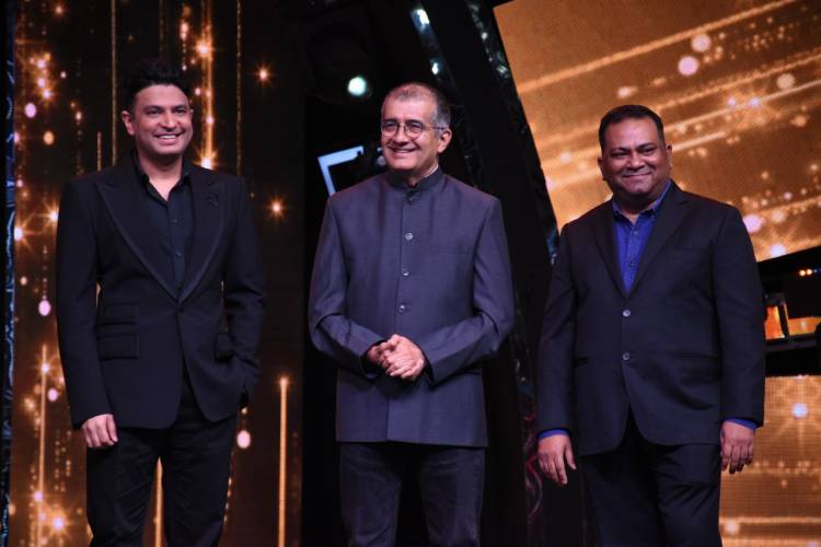 Bhushan Kumar presents Indian Idol 11 winner Sunny Hindustani with an opportunity to sing in T-series’ upcoming feature film!