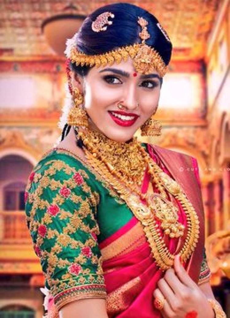 Beautiful Tamil Ponnu Saidhansika in Tamil Wedding look for Wedding Vows Calendar launch