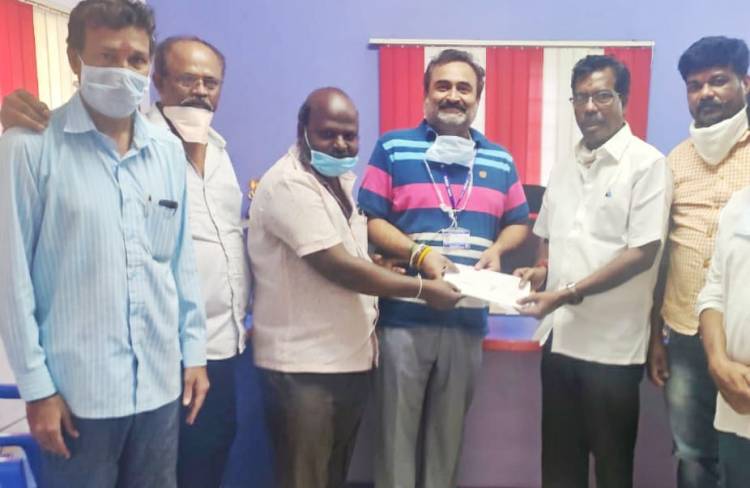 சினிமா பத்திரிகையாளர் சங்க உறுப்பினர்களுக்கு  தயாளகுணத்துடன் நடிகர் அஜீத் 2.50 லட்சம் பேருதவி!