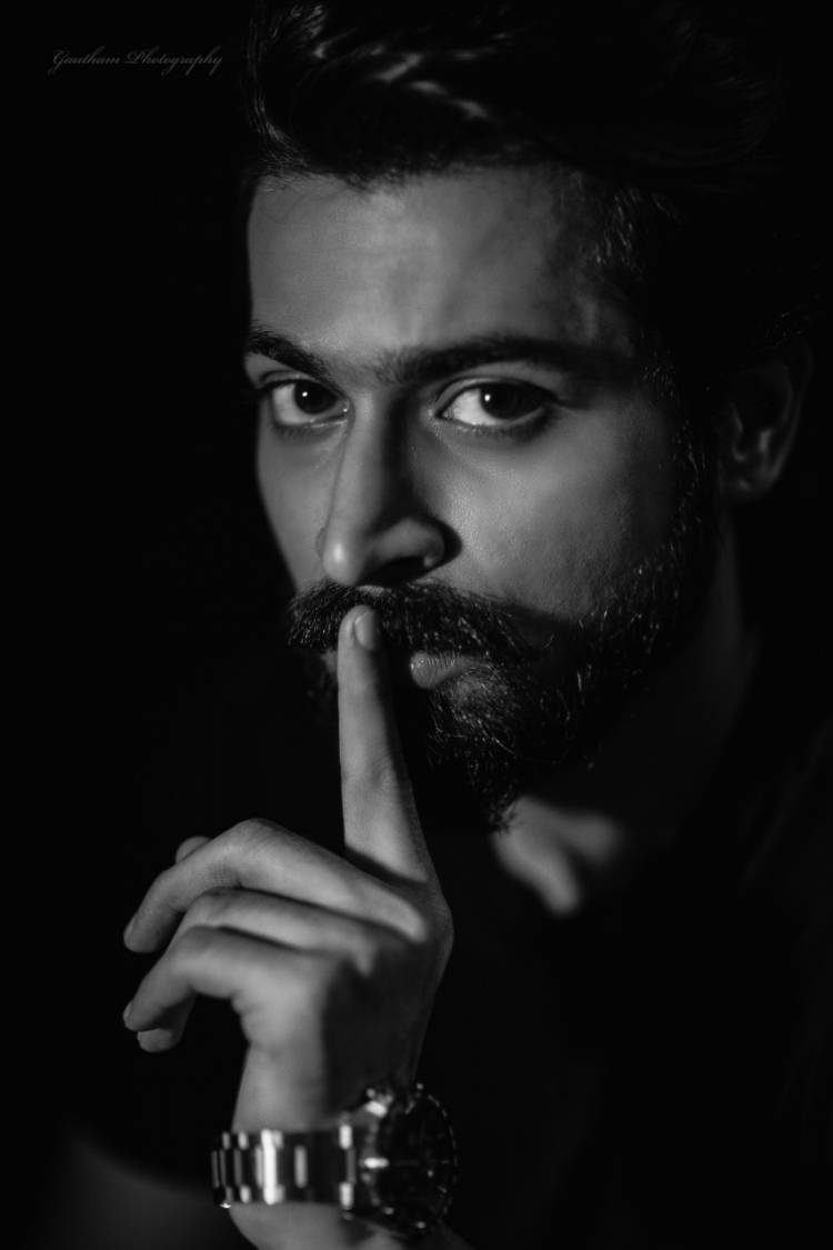 Actor Harish Kalyan looks sturdy in these pictures