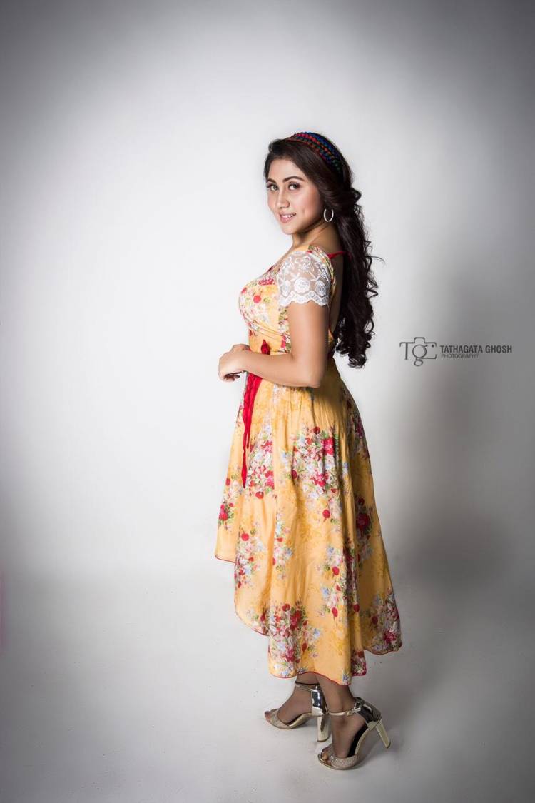 Actress Meghali Meenakshi looks magnificent in these pictures