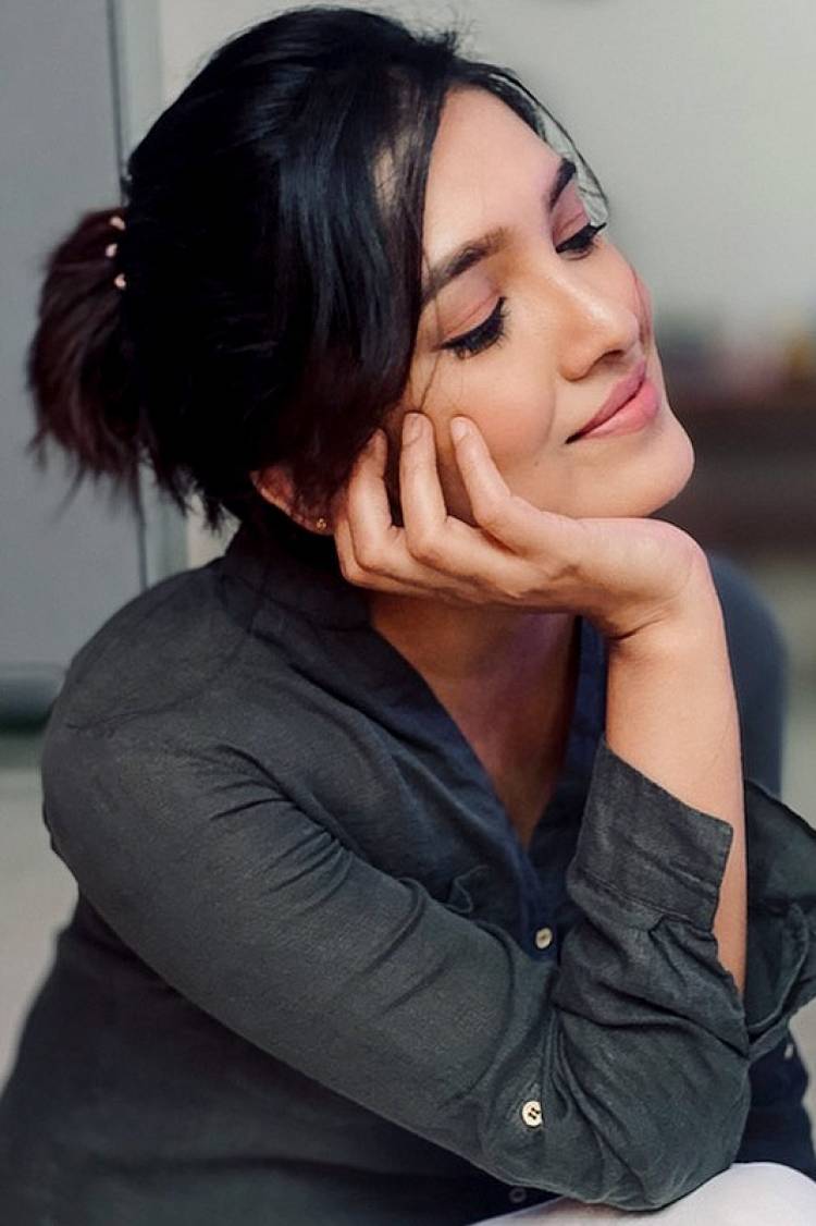 Mesmerizing @vanibhojanoffl  #Vanibhojan @teamaimpr