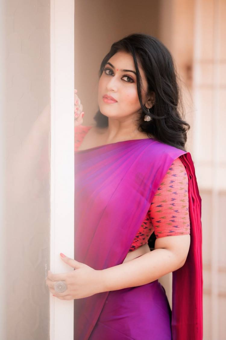 Check out these stunning pictures of actress #Champika of Annadurai fame.