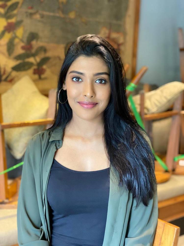 Bigil Fame @GayathriReddy95 Being Magnificent In Her Humble & Impressive Look In This Latest PhotoShoot