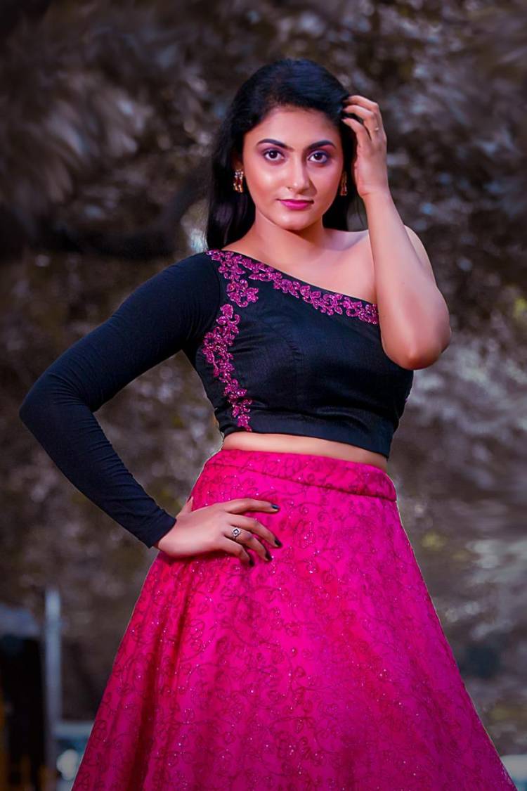 #ilayaPunnagaiilavarasi இளைய புன்னகை இளவரசி   #AnithraNair  அனித்திராநாயர்