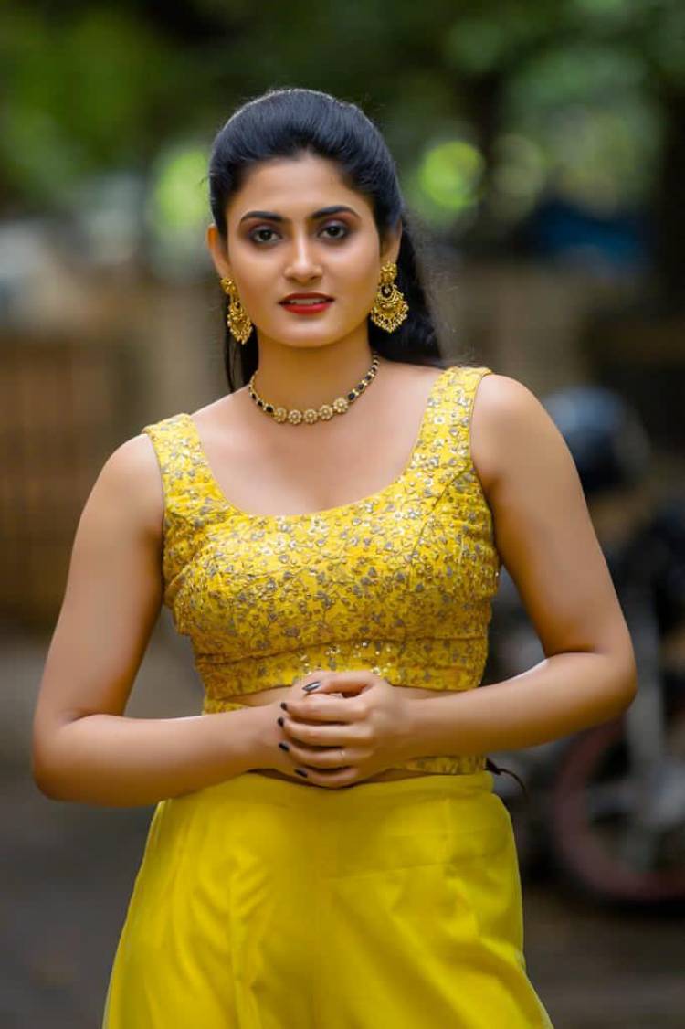 #ilayaPunnagaiilavarasi இளைய புன்னகை இளவரசி   #AnithraNair  அனித்திராநாயர்