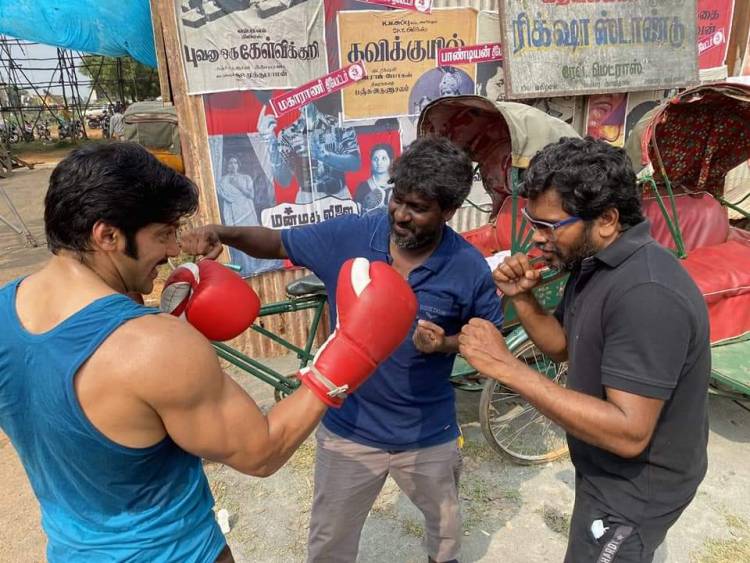 விரைவில் திரையில் பெரும் குத்துச்சண்டை...! எதிர்ப்பார்ப்பில்....