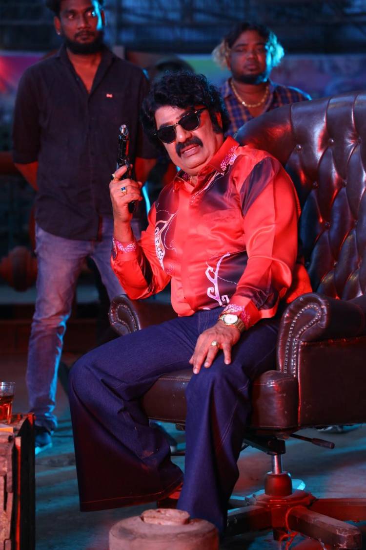 #NaangaRombaBusy stills. directed by #Badri  #நாங்கரொம்பபிசி  #SundarC #avnimovies 