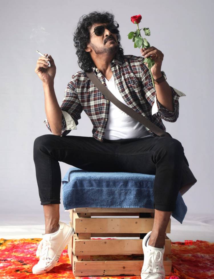 உபேந்திரா ரவீனா டாண்டன் பிரேமா இரு கதாநாயகிகளுடன் காதல் மற்றும் அதிரடிஆக்ஷன் நிறைந்த படம்