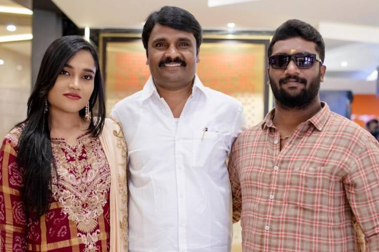 மதுரையில் மூன்று திரையரங்குகளோடு திறக்கப்பட்ட பிரம்மாண்ட மல்டிபிளக்ஸ் தியேட்டர் “கோபுரம் சினிமாஸ்”