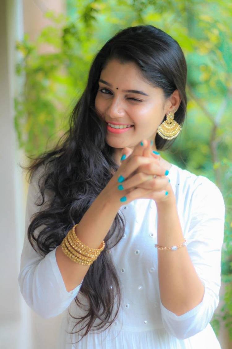 #BeeezyStar  #Aradya New Images from #pollathaulagilbayangaragame