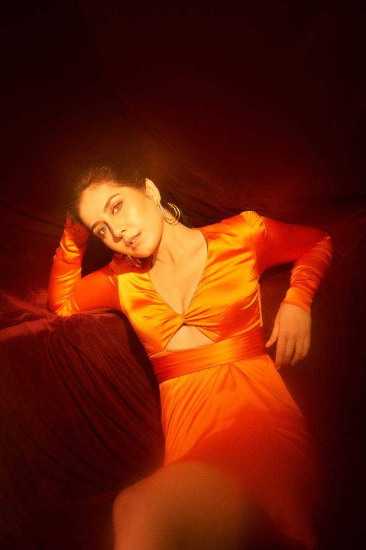 Blazing like the sun! Actress #RaashiKhanna looks bright and beautiful  in these pics from her latest photoshoot.