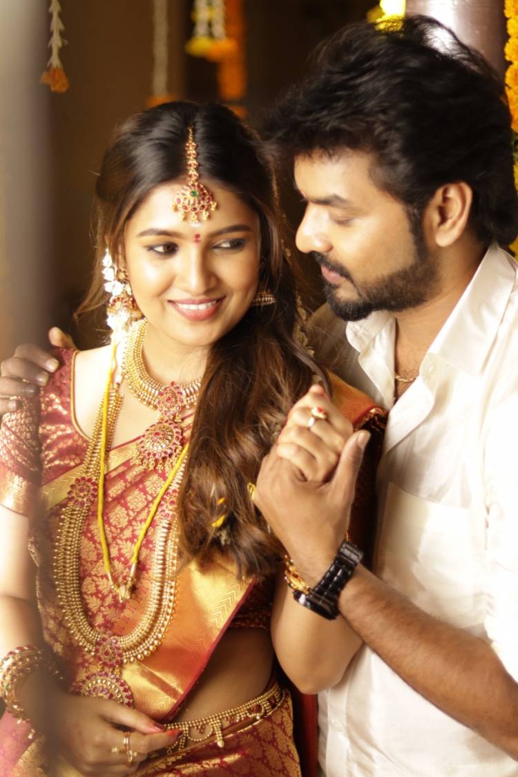 சென்னை 3 டிசம்பர் 2020 : Hotstar Specials மற்றும் Stone Bench Films இணைந்து வழங்கும் முதல் தமிழ் இணையத்தொடர் “ட்ரிப்ள்ஸ்”.