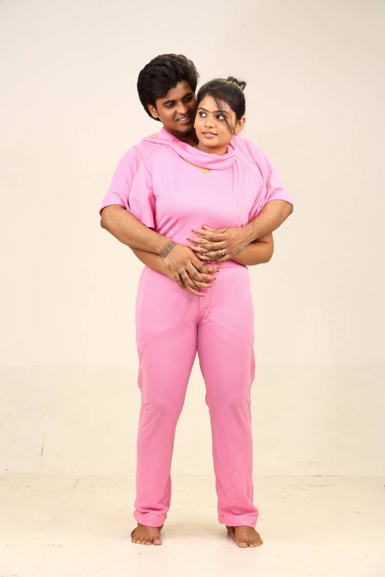 வித்தியாசமான கதைகளத்தோடு உருவான பழகிய நாட்கள் - ரசிகர்களை கவரும் ஃபர்ஸ்ட் லுக்