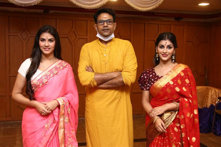 ஐந்து மொழிகளில் பிரமாண்டமாக தயாரிக்கும் படம்  “ பாம்பாட்டம் “
