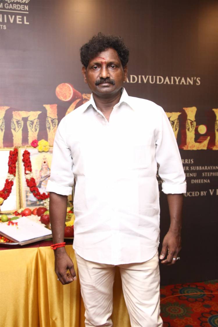 ஐந்து மொழிகளில் பிரமாண்டமாக தயாரிக்கும் படம்  “ பாம்பாட்டம் “