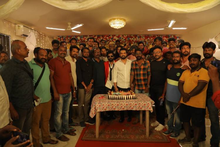 @iamsanthanam's #ParrisJeyaraj shooting has been wrapped up successfully. First single coming soon !