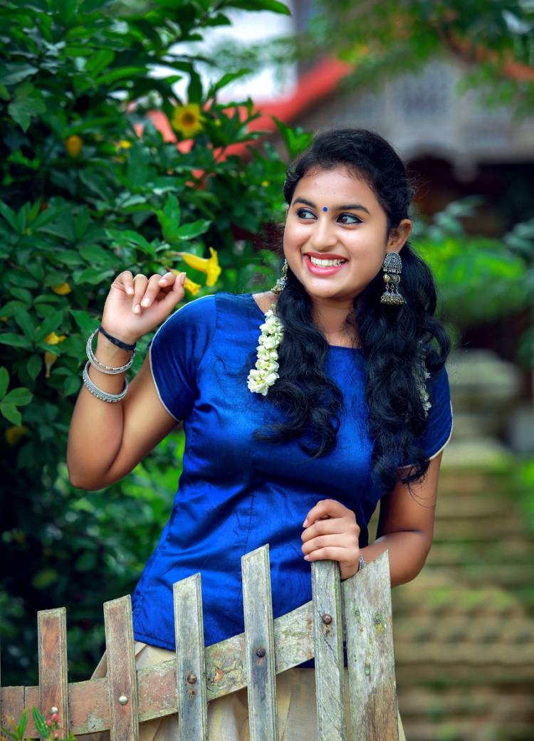 The Most Talented,Energetic and Aspiring Actor & Performer  #DiyaRose debuts in Kollywood with a Cute,bubbly performing role..