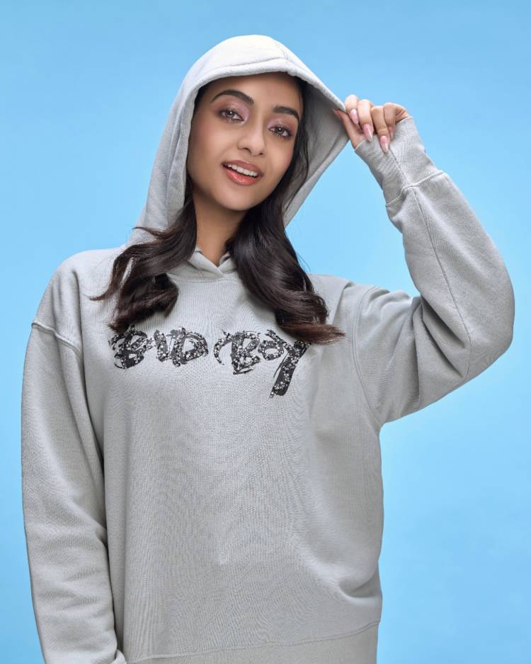 Hyderabad Beauty #AmrinQureshi celebrated New Year in the shoot of her Bollywood Film #BadBoy at Hyderabad.